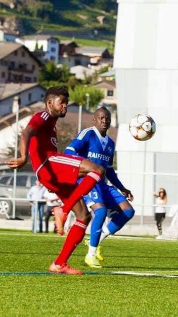 Peter Cassama en action lors d'un match en Suisse